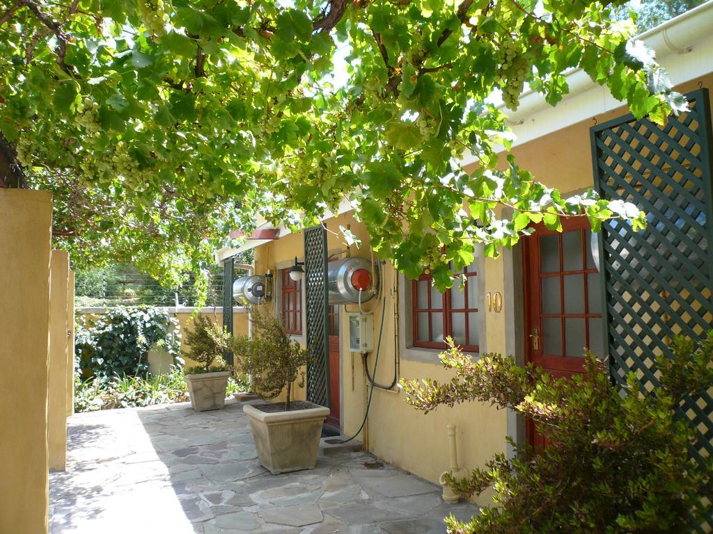17 On Bird Guest House Beaufort West Exterior foto